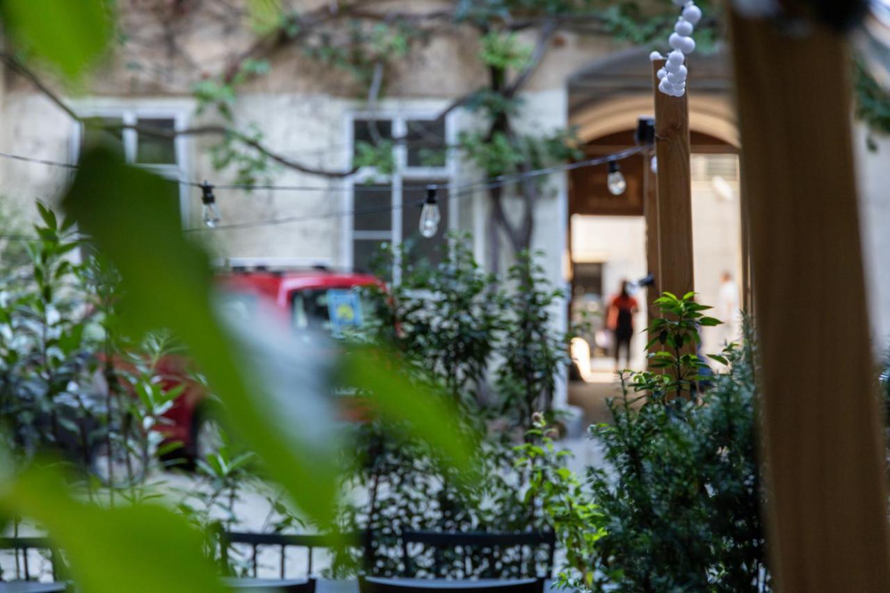 Family Deluxe A Stone Throw From The City Centre And Danube Viena Exterior foto